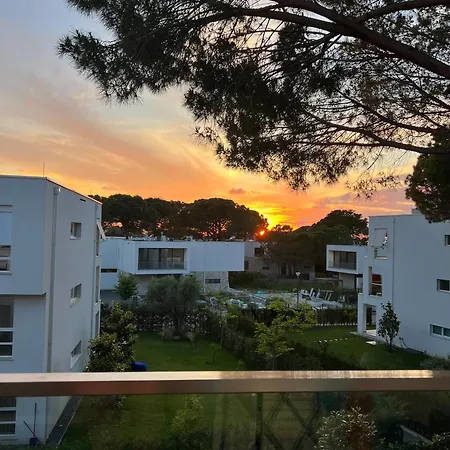Sea And Pines Durrës
